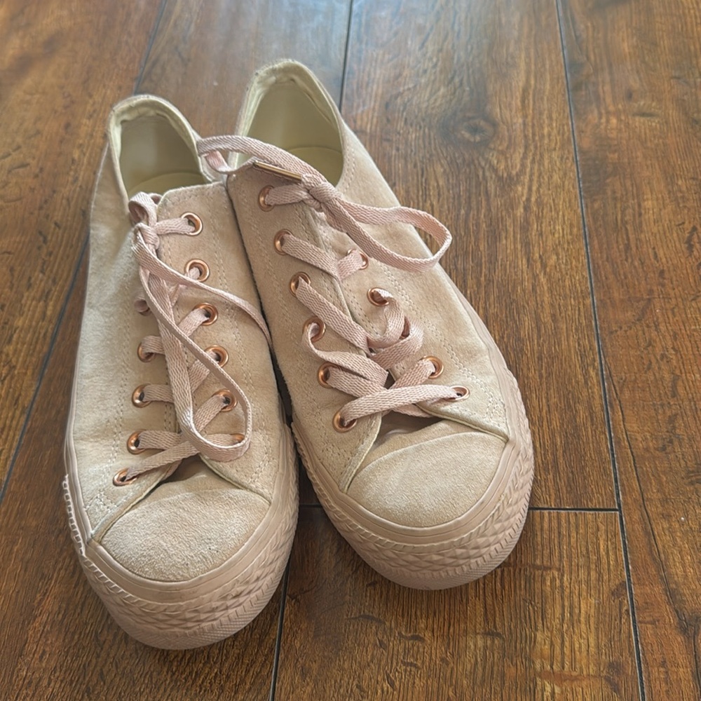 Converse Cream pink  Canvas Sneakers Classic Design